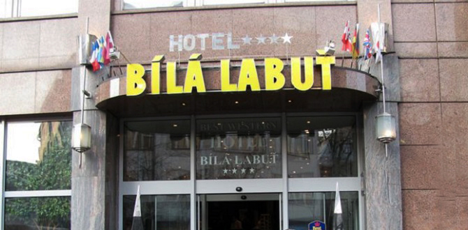Отель Bila Labut - 4*, Прага